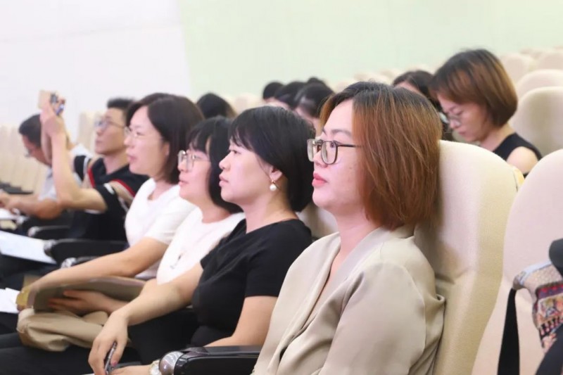 学为中心丨AI赋能让课堂活起来 研讨智慧教育实践 分享智慧教育成果(图13)
