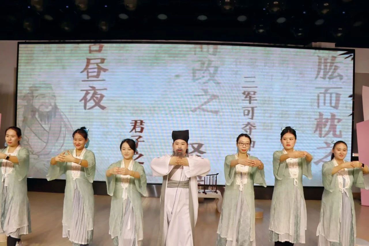 聚焦教育教学年会盛宴：未来嘉幼教集团解锁教育智慧新篇章(图3)