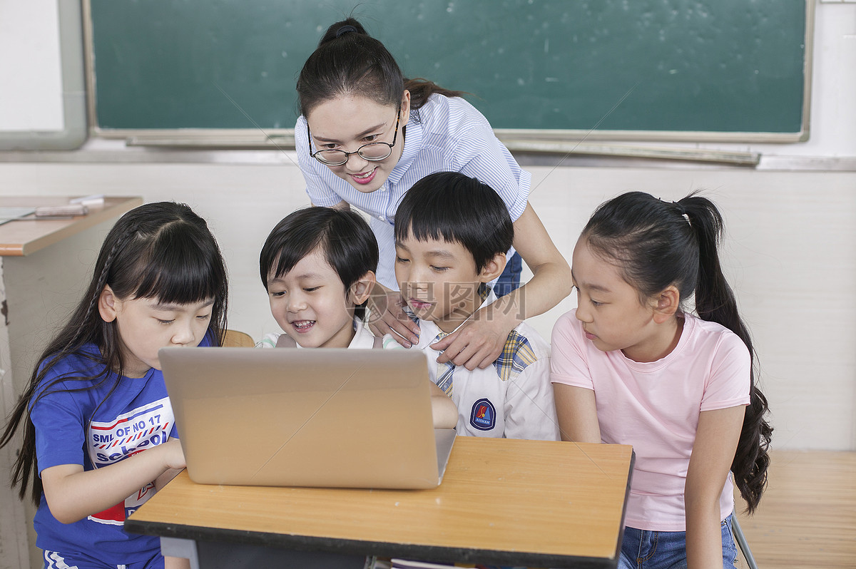 教育电商30：AI技术如何实现“精准化教学+智能化营销”双轮驱动