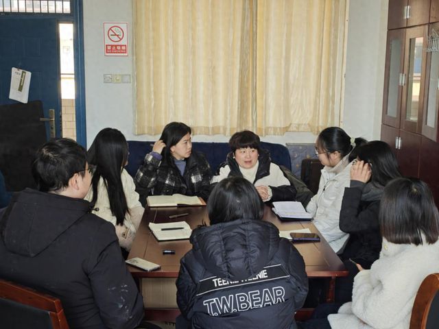合肥市蚌埠路第五小学科技创新·智慧教育双师名师工作室召开工作部署会议(图1)