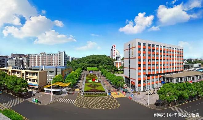 湖北三峡职业技术学院：数智赋能 构建智慧教学新生态(图1)