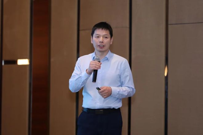 以人工智能之光点亮数字教育未来——第七届中国教育技术发展与应用大会暨成果展览会举办(图13)