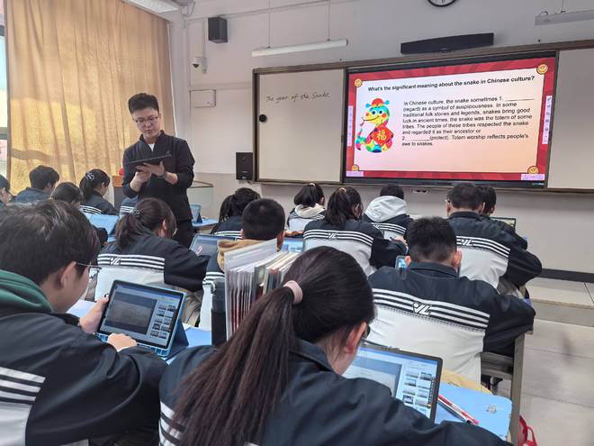 记者手记：让智慧课堂“为我所用”