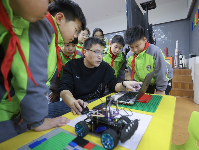 浙江嘉兴：推进中小学人工智能教育(图4)