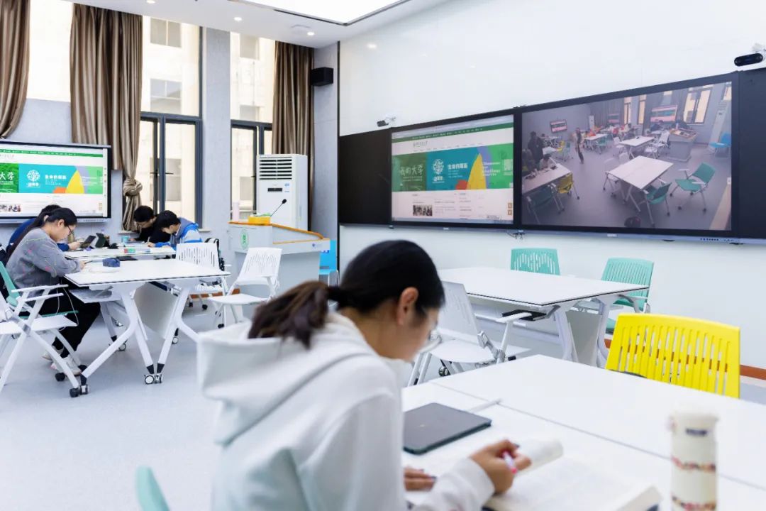 当大学生遇上大模型 AI会成为“偷懒神器”吗？(图1)