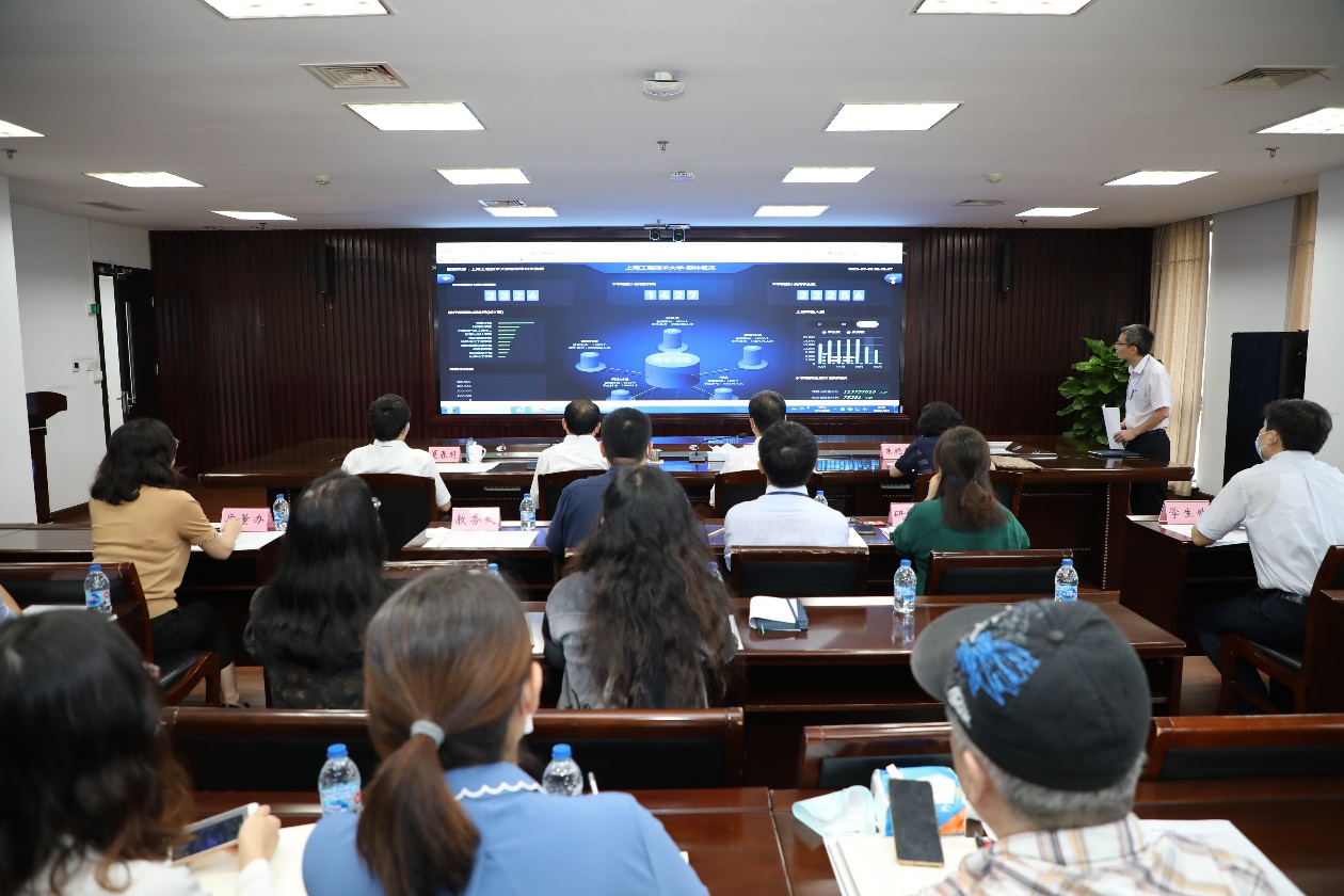 国家智慧教育平台 20 智能版上线支持 AI 智能搜索等(图1)