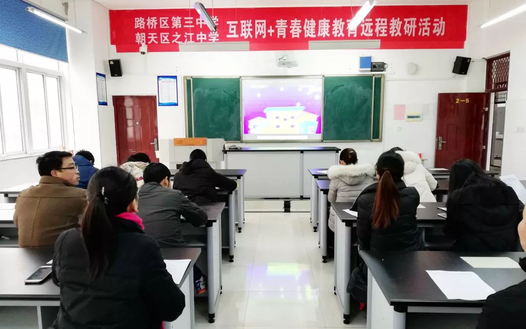 2025：万兆光网与算力中心“突袭”数字经济核心生产力