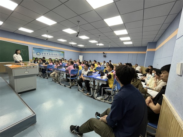 履职尽责谋发展 团结奋斗谱新篇