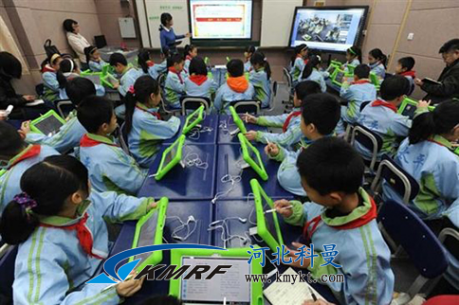 “智慧校园”加速进入中小学