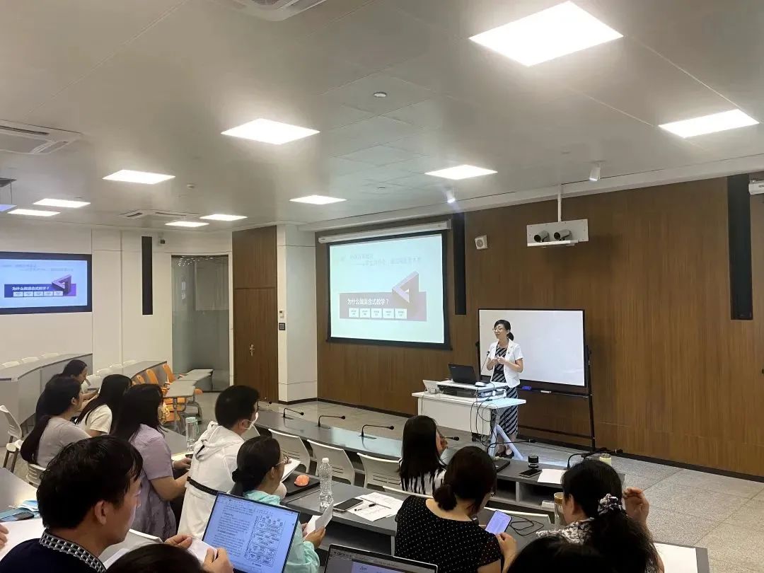 人工智能与教育课堂的深度融合：探索未来教育的新模式