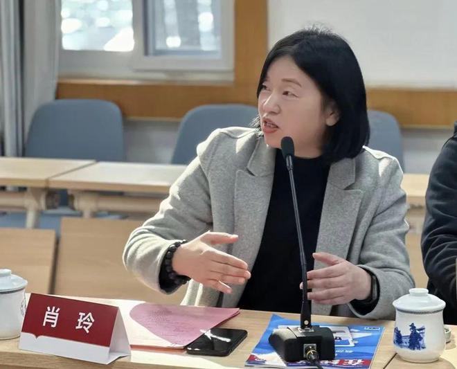 推动教师从适应数字化向引领数字化跨越——《教师学习报告》工作推进会在成都举行(图6)