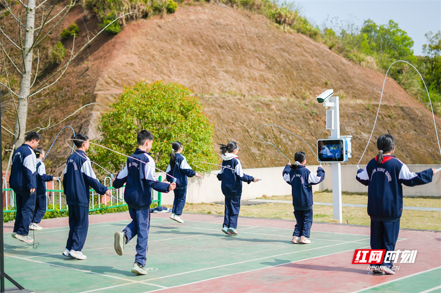 AI赋能全员文体 湖南百余个中小学校“智慧操场”全面启用(图1)