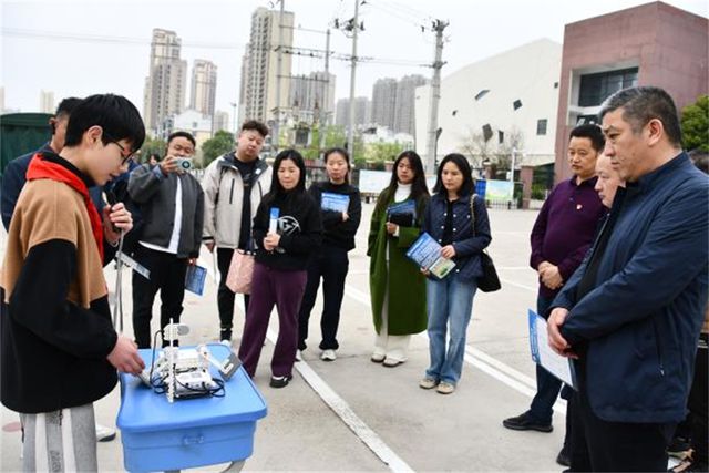 智慧教育不是选择题而是必答题——赤壁市教科院考察团走进合肥市郎溪路小学跟岗学习(图3)