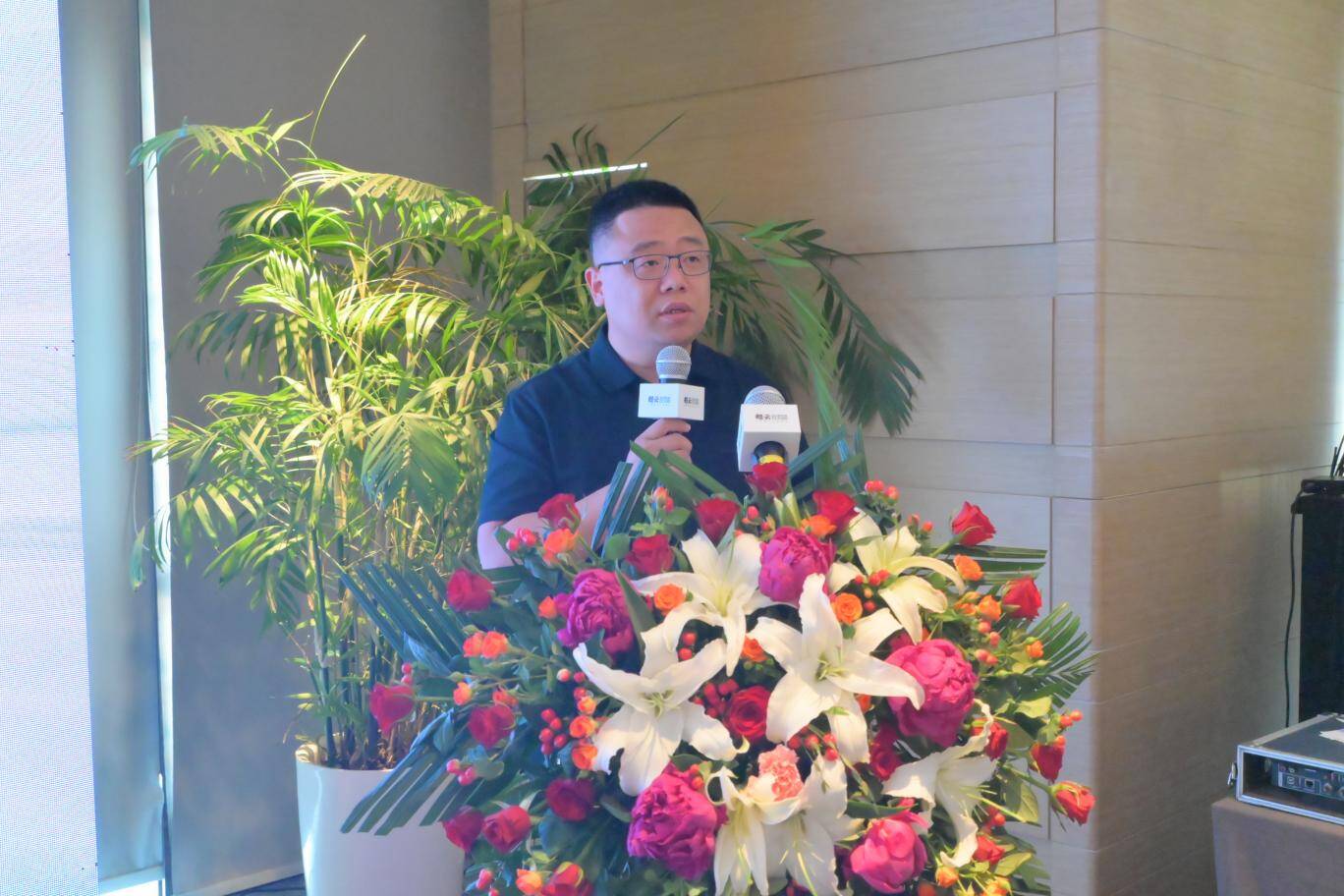 “信创筑基·AI赋能”智慧教育新生态建设研讨会在济南举办(图2)