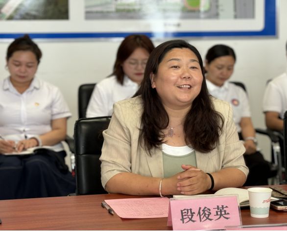 忻州市康乐小学赴忻府区人才中学开展校际交流活动——携手躬耕大教研 并肩再谱合作篇(图1)