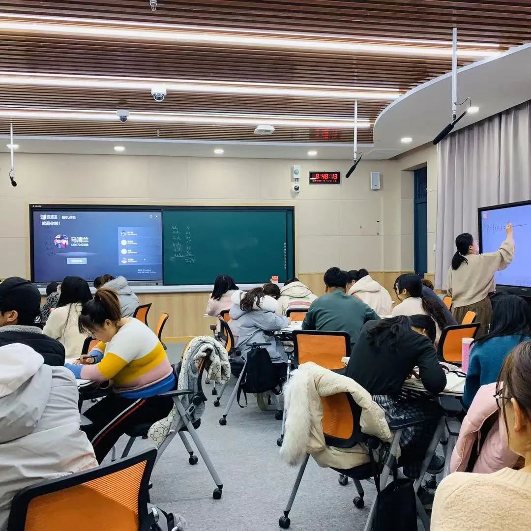 教育发展与时代同行(图1)