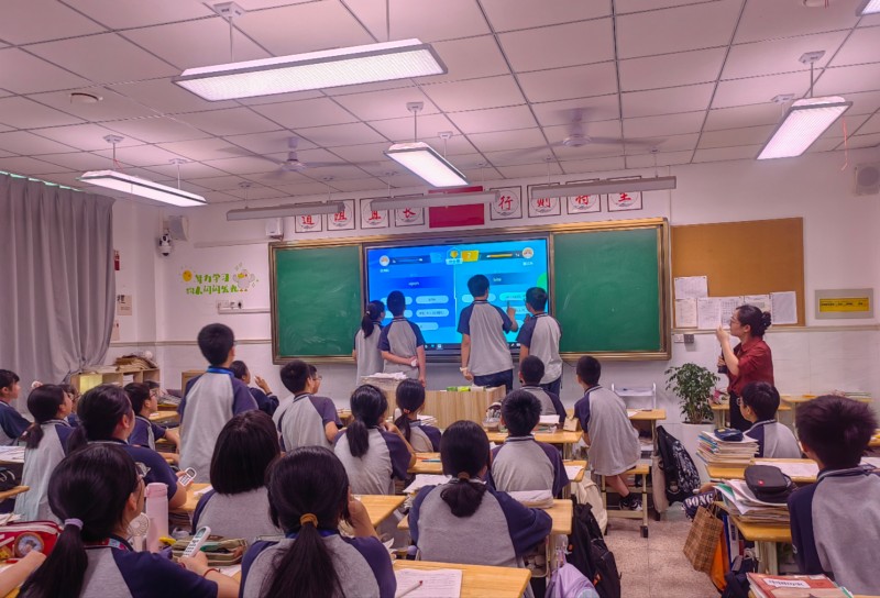 诸暨市城东初级中学打造“诸有优学”智慧教育新范式(图3)