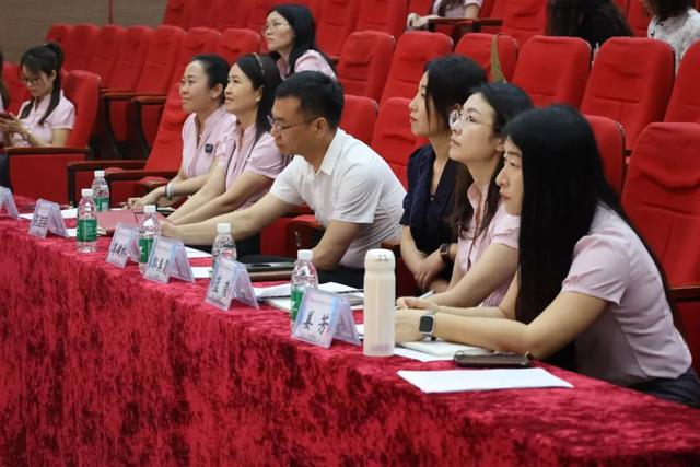 广石实验学校成功举办“AI赋能下小学英语跨学科教学研讨”活动(图2)