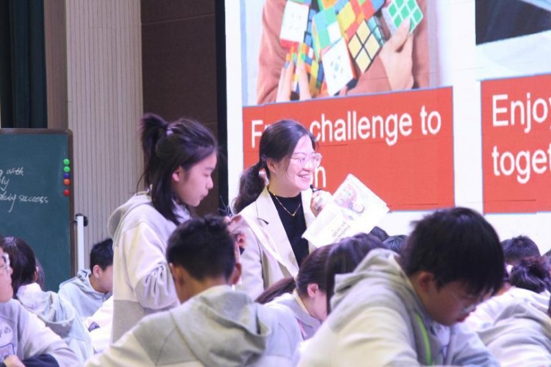 淮安外国语涟水学校滨河校区智慧课堂专题研讨活动顺利举办(图2)