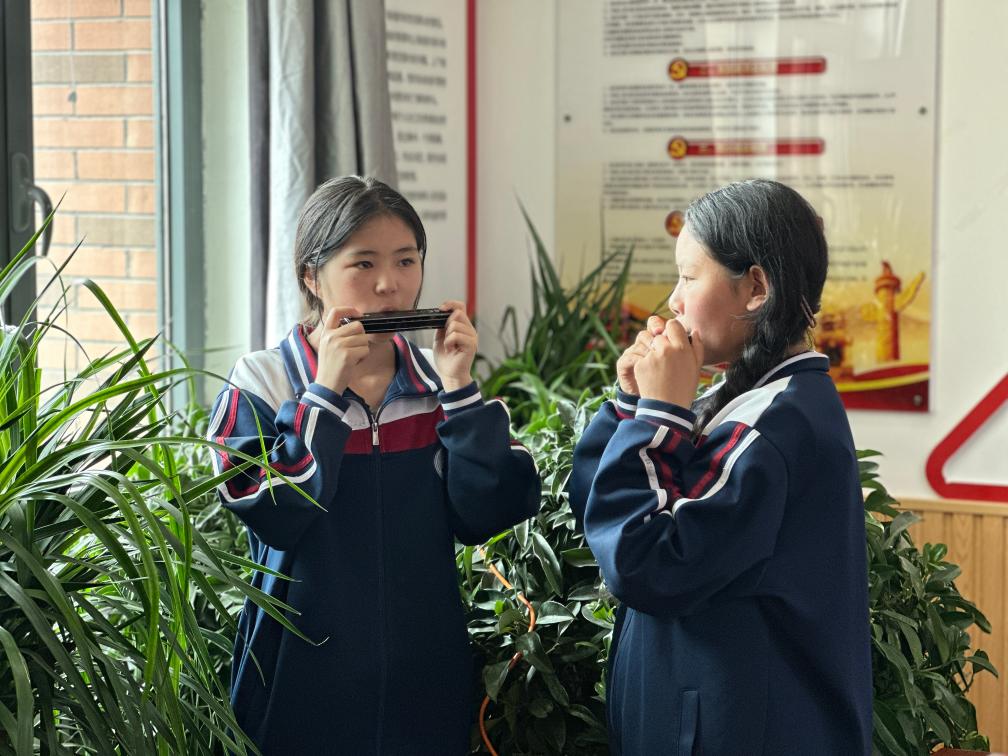习近平总书记关切事｜从“有学上”到“上好学”(图2)