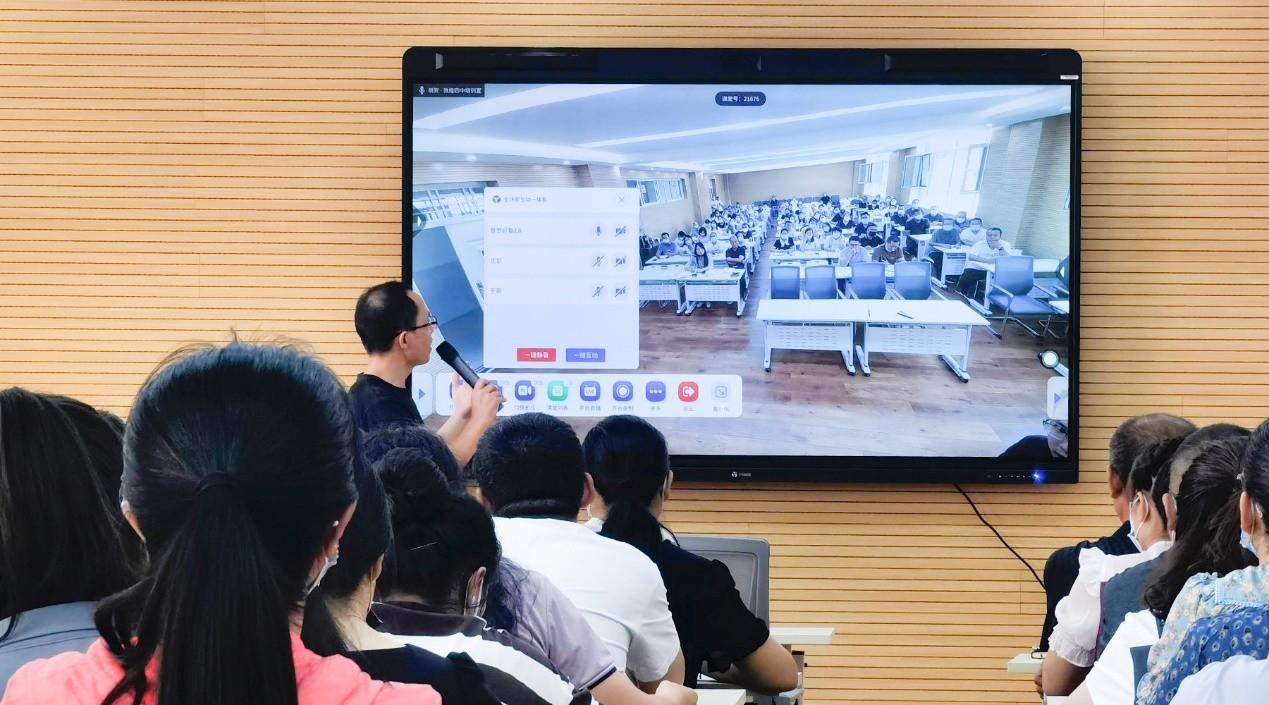 推进智慧校园建设(图1)