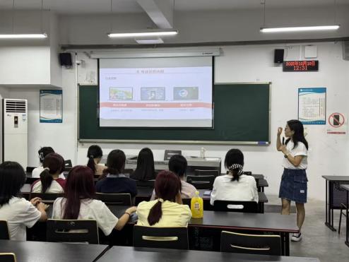 校园资讯丨春启新程 奋楫争先——桂林市第十八中学举行2026年春季学期开学典礼(图1)